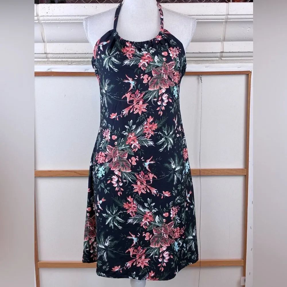 Peace & Pearls Tropical floral and bird print sport dress w/ shelf bra cool back